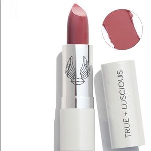 True and Luscious Super Moisture Lipstick Vintage Rose
